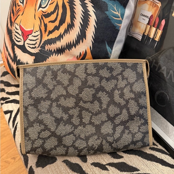 YSL Minaudiere Patterned Clutch Document Holder NWOT - Picture 4 of 13